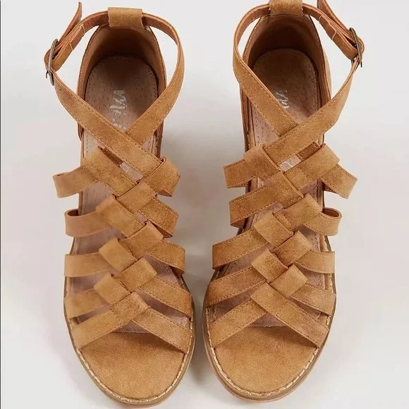 Mi.iM noelle strappy heeled sandal - Picture 3 of 11